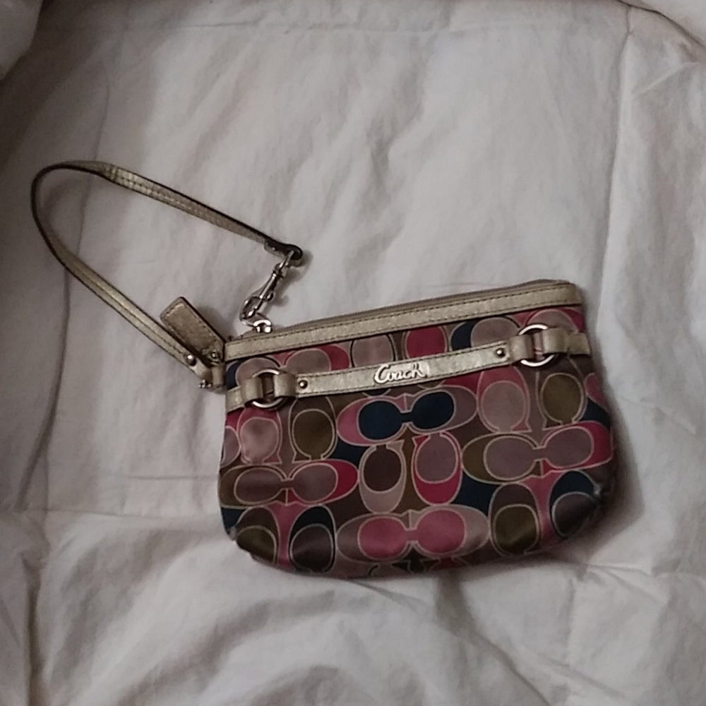 Couch change purse
